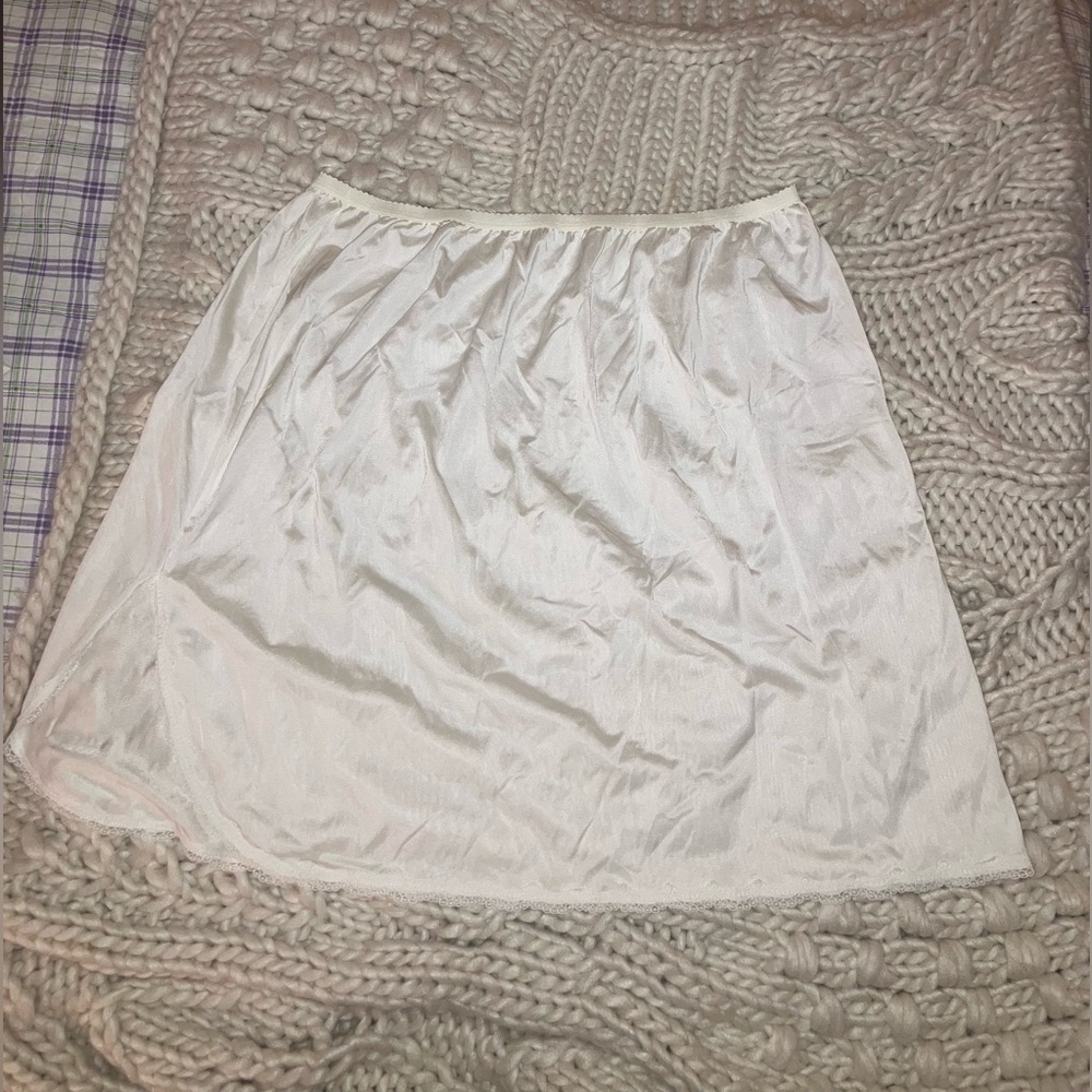 Elegant White Skirt
